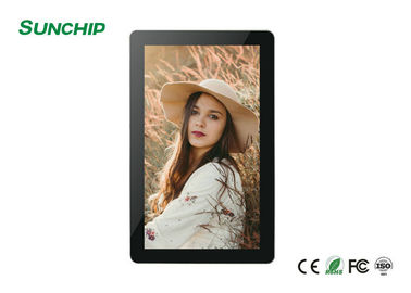 55“ 65“ Binnen Openluchtlcd Digitale Signage Muur Opgezette 2GB RAM 8GB ROM Ethernet